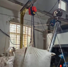 380V鏈條電動菠萝APP下载官网和220V鏈條電動菠萝APP下载官网的不同之處
